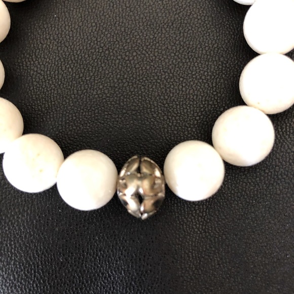 Sisco Bracelet Cream Coral Stretch Beads Silver - Picture 2 of 3